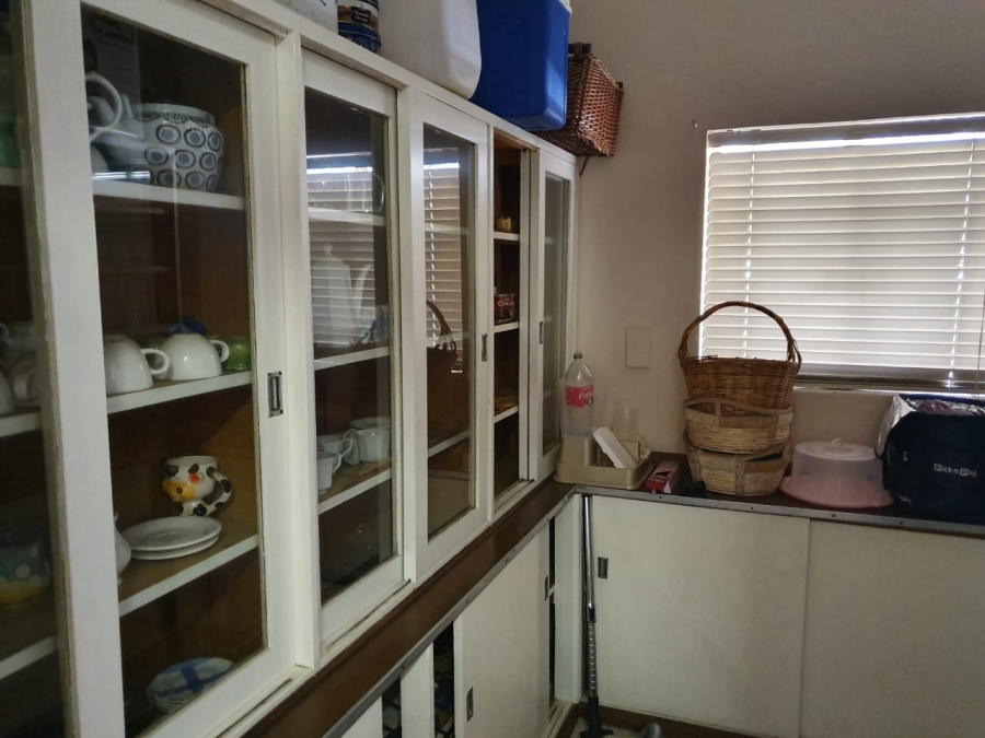 To Let 4 Bedroom Property for Rent in Jordania Free State